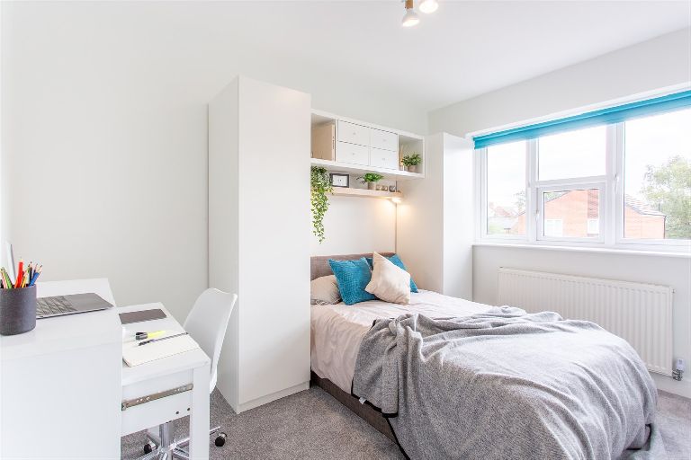 Image of Clayton Court, Queen's Road